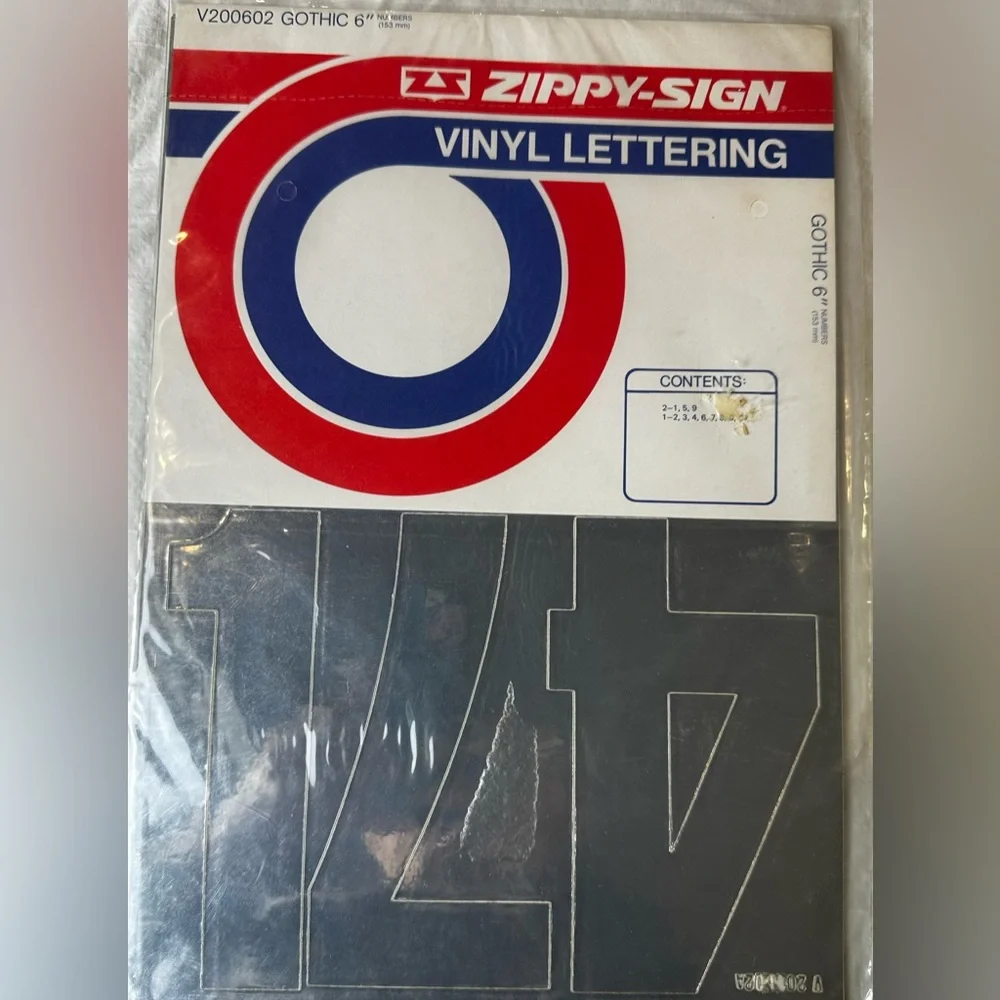 Zippy-Sign Vinyl Numbers Silver 6” Gothic